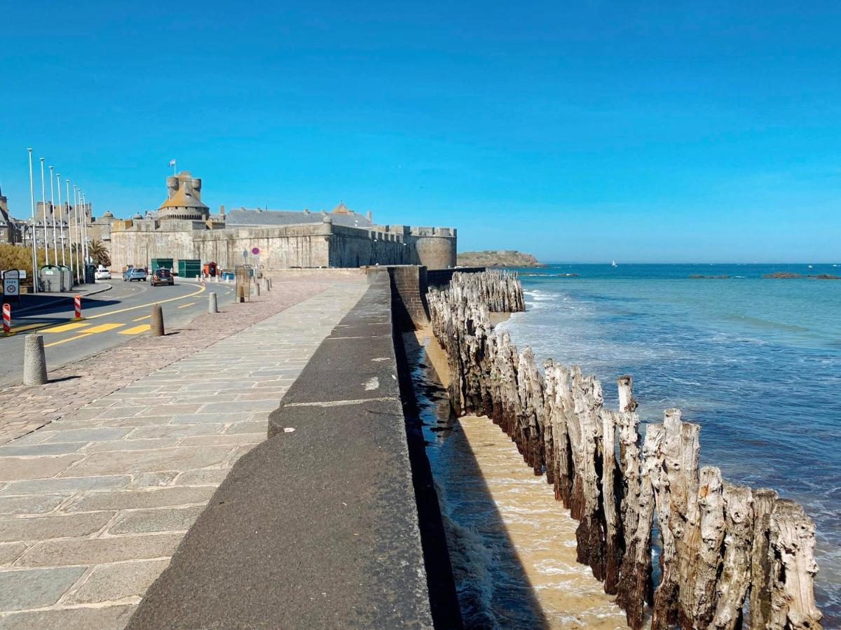 Appartement de 60 m2 tout juste rénové à Saint Malo Intra-Muros Saint-Malo Exterior foto