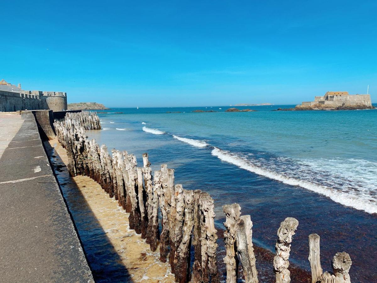 Appartement de 60 m2 tout juste rénové à Saint Malo Intra-Muros Saint-Malo Exterior foto