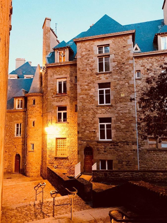 Appartement de 60 m2 tout juste rénové à Saint Malo Intra-Muros Saint-Malo Exterior foto