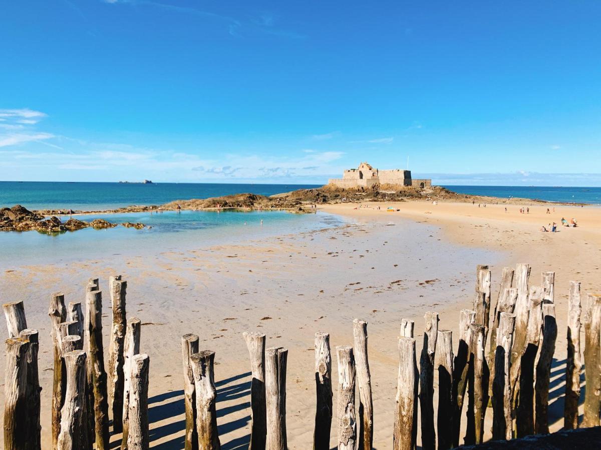 Appartement de 60 m2 tout juste rénové à Saint Malo Intra-Muros Saint-Malo Exterior foto